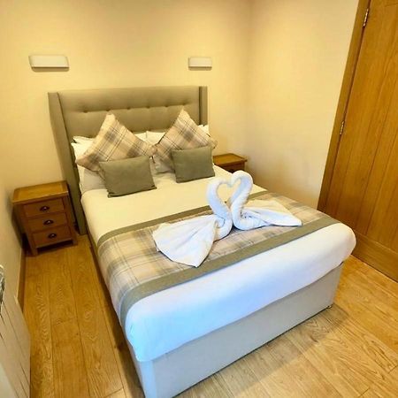 Waverley Inn Holiday Apartments Инвернесс Экстерьер фото
