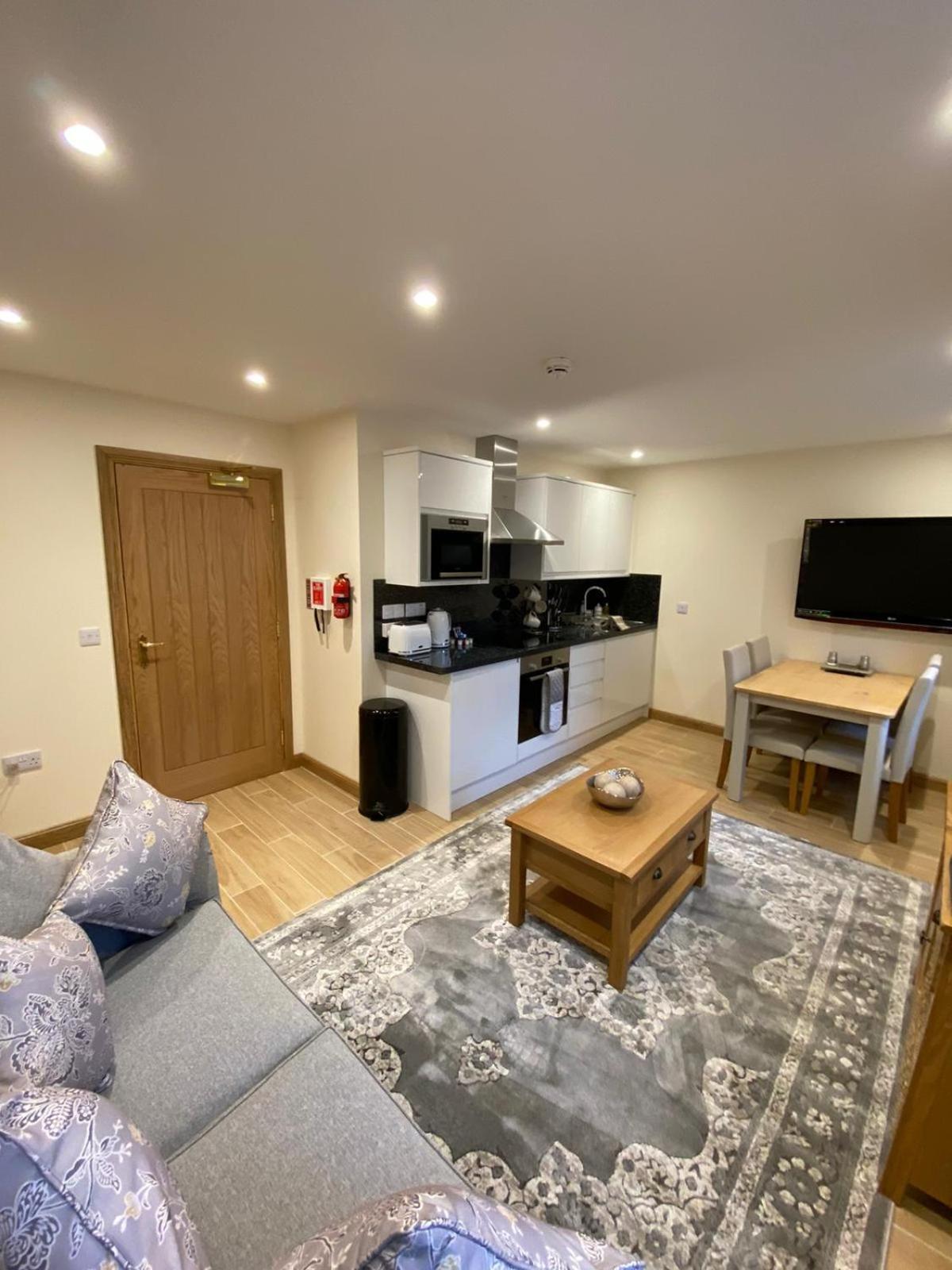 Waverley Inn Holiday Apartments Инвернесс Номер фото